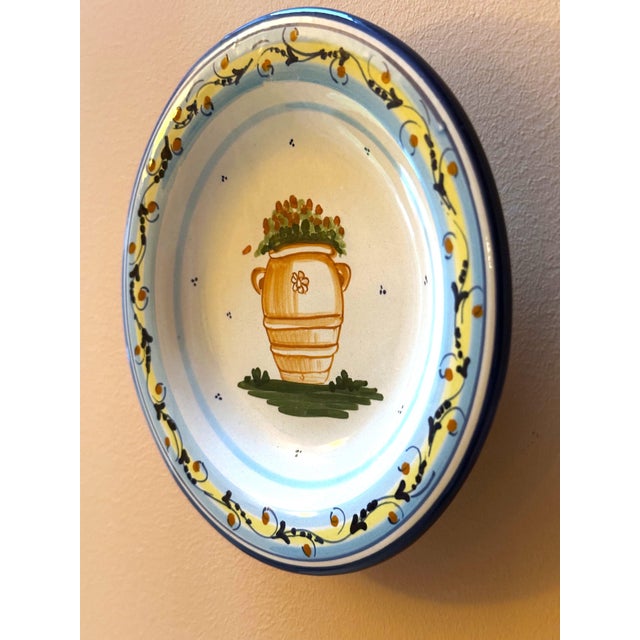 French Provincial Atelier Bondil Moustiers French Faïence Wall Plate With Hand-Painted Floral Urn For Sale - Image 3 of 12