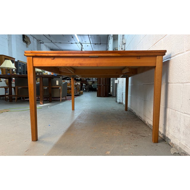 Large Mid-Century Draw-Leaf Dining Table by Mobler of Denmark For Sale In New York - Image 6 of 18