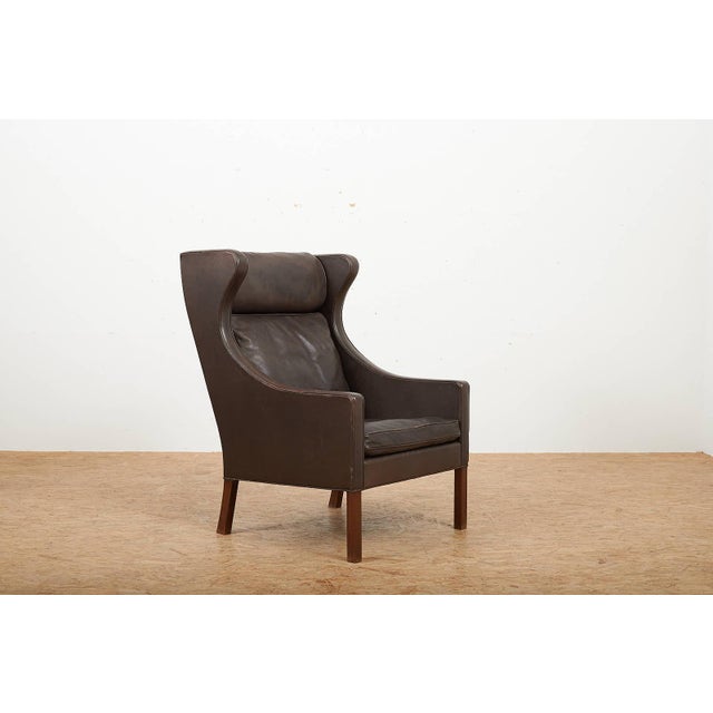 Model 2204 Wingback Armchair in Leather with Wood Legs by Børge Mogensen for Frederica, 1963 For Sale - Image 13 of 13