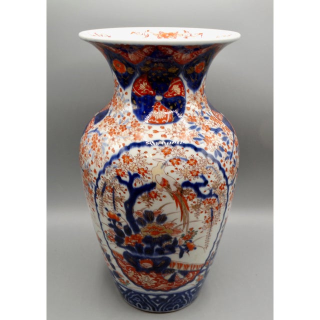19th-Century Japanese Porcelain Imari Vase, 14.75" For Sale - Image 6 of 11