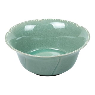 Mid 20th Century Korean Celadon Flower Bowl With Inlaid Decoration For Sale