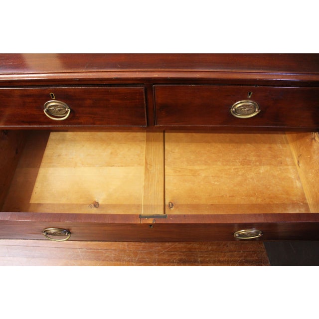 Wood Late 18th Century English George III Chest of Drawers For Sale - Image 7 of 14