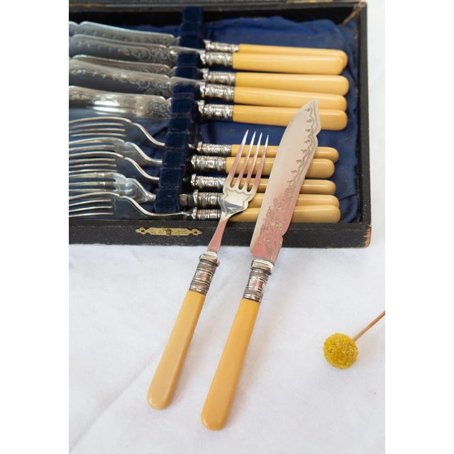 English Fish Cutlery for 6 by Joseph Lee and Sons Sheffield, 1910s, Set of 12, in Very Good conditions. Designed 1890 to...
