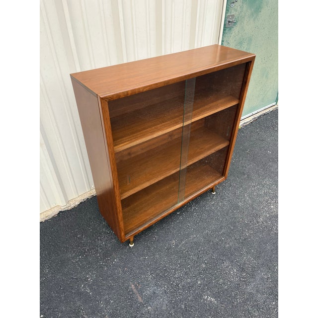 1960s Mid Century Modern Walnut Bookcase With Sliding Glass Doors For Sale - Image 5 of 12