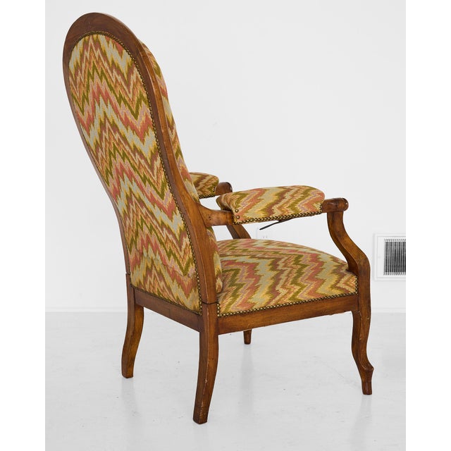 Italian Reclining Upholstered Armchair of Walnut, 19th Century For Sale - Image 4 of 18