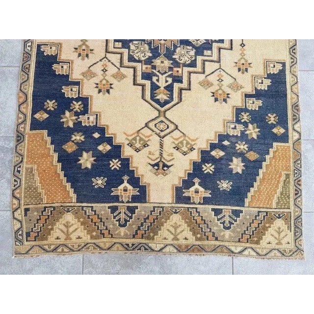 Textile 1960s Vintage Muted Bige Small Rug For Sale - Image 7 of 11