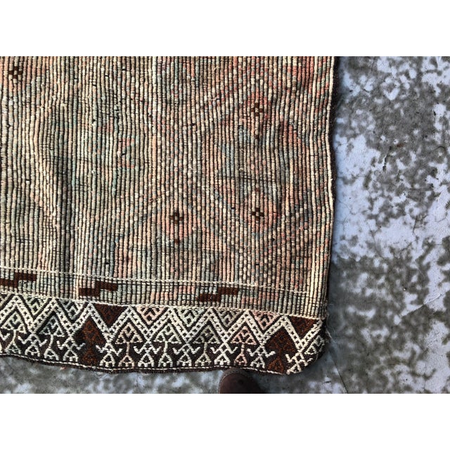 Sand 1960s Vintage Handwoven Kilim Rug - 5′8″ × 11′4″ For Sale - Image 8 of 9