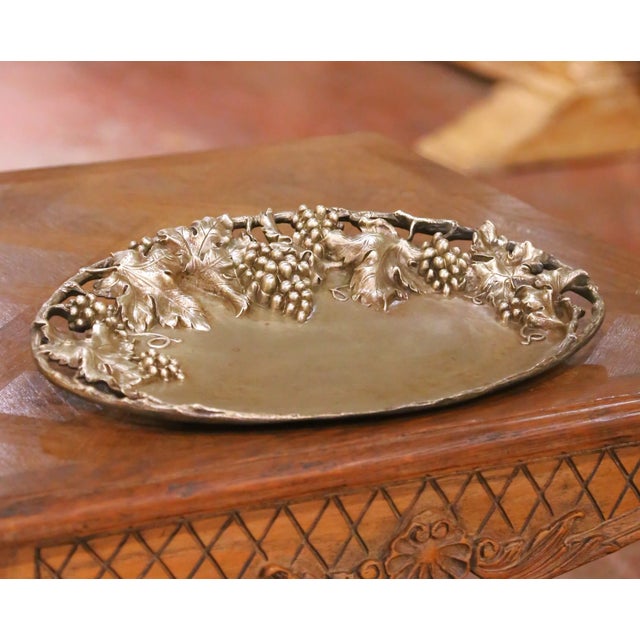 19th Century French Bronze Grape Vine Tray Vide-Poche Signed L. Buissonin For Sale In Dallas - Image 6 of 9