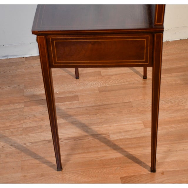 1900 - 1909 1900s Antique English Hepplewhite Mahogany Inlaid Vanity Desk Mirror and Chair For Sale - Image 5 of 17