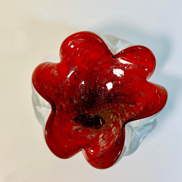 Murano 1950s Italian Hollywood Regency Murano Ruby Encased in White Bowl For Sale - Image 4 of 12