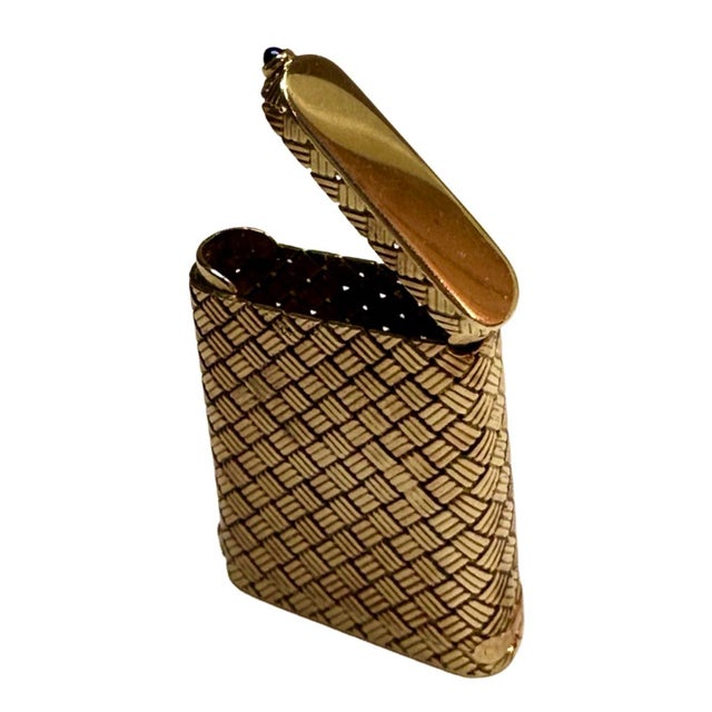 1950s Vintage Tiffany & Co. 14k Gold Pill Box With Blue & Red Cabochons, Basketweave Design, 2 Compartments For Sale - Image 5 of 12