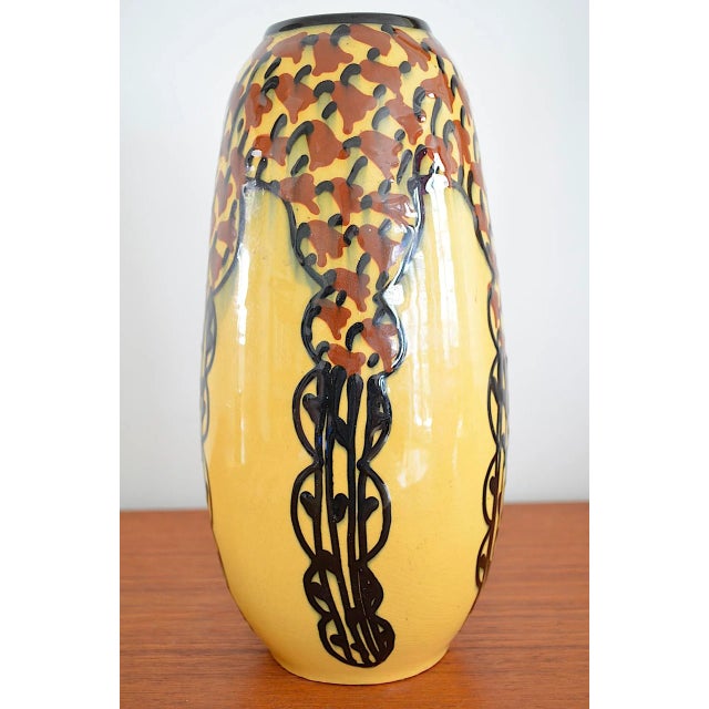 Art Nouveau Vase by Alfred Kusche for Karlsruher Majolika, 1890s For Sale - Image 3 of 8