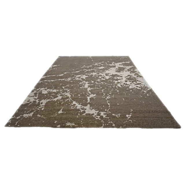 Modern Nepalese Modern Wool & Silk 9X12 Grey & Ivory Handmade Area Rug #1142340 For Sale - Image 3 of 6