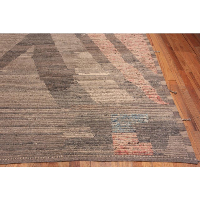 Nazmiyal Collection Contemporary Abstract Area Rug For Sale - Image 4 of 9