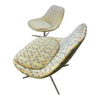 Mid-Century Modern Bernhardt Chiara Swivel Lounge Chairs For Sale