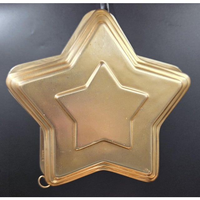 Vintage Large Copper and Miniature Aluminum Mold/Wall Deco Collection Set of 17 For Sale - Image 11 of 18