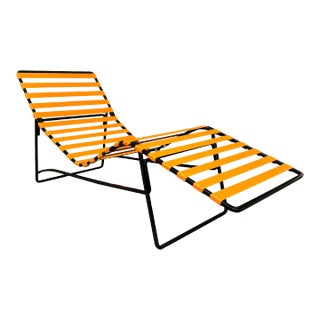 Vintage Mid Century Modern Patio Lounge Chaise For Sale