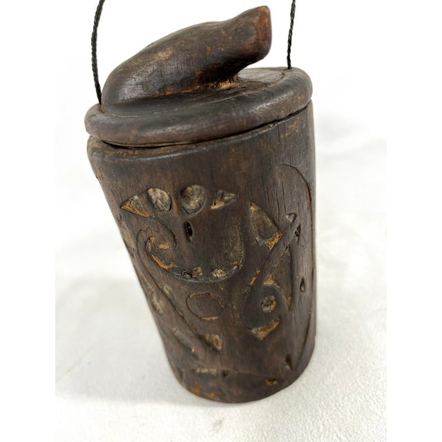 Wood Primitive Asian Tribal Carved Wood Antique Storage Box (Dayak - Borneo) For Sale - Image 7 of 9