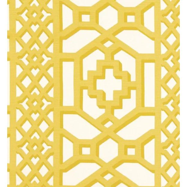 Inspired by Elsie de Wolfe's trellised rooms, this fretwork pattern was introduced in the 1970s. It's been reimagined with...