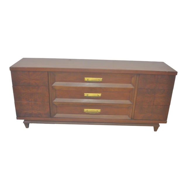 American Mid Century 1960s Kent-Coffey “The Grandeur” Nine-Drawer Dresser For Sale