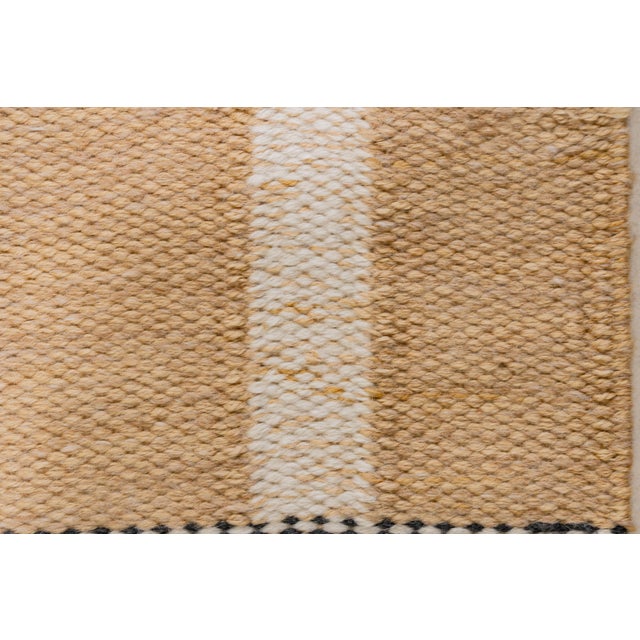 Beige Plaid Indoor Outdoor Polyester Rug, 9ft X 12ft For Sale - Image 9 of 11