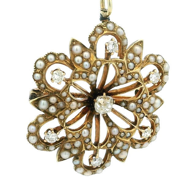 Metal Late 19th Century Victorian 14k Gold Diamond and Seed Pearl Convertible Pendant Brooch For Sale - Image 7 of 17