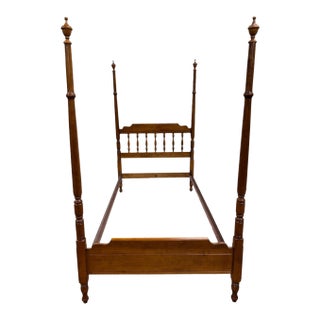 Vintage Twin Size Heywood-Wakefield Old Colony Four Poster Bed For Sale