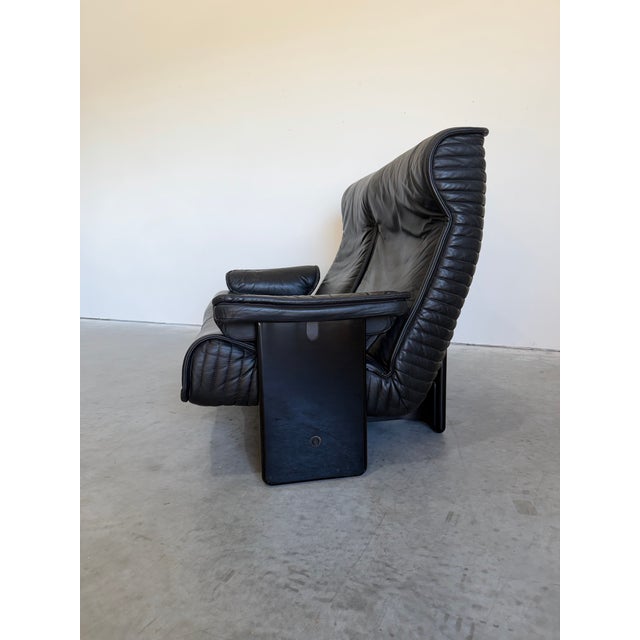 Mid-Century Modern Vintage 1970’s Otto Zapf for Knoll Attrb Follow Me Black Leather Two Seat Sofa For Sale - Image 3 of 9