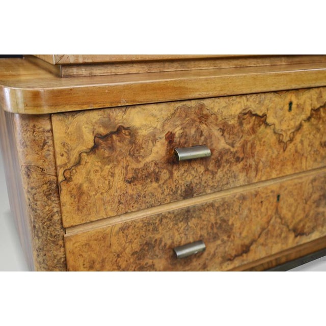 Art Deco Burl Walnut Display Cabinet, 1930s For Sale - Image 13 of 18