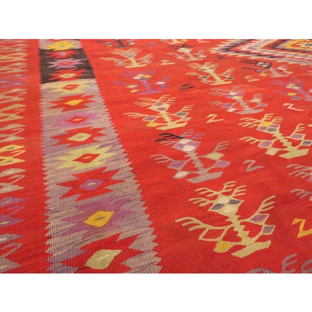 Galerie Shabab Collection Mid-20th Century Handmade Turkish Flatweave Kilim Large Room Size Carpet For Sale In New York - Image 6 of 10