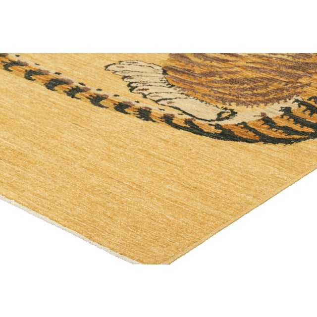 Rug & Kilim’s Contemporary Tiger Pictorial Rug in Gold, Brown and Black Tones For Sale In New York - Image 6 of 7