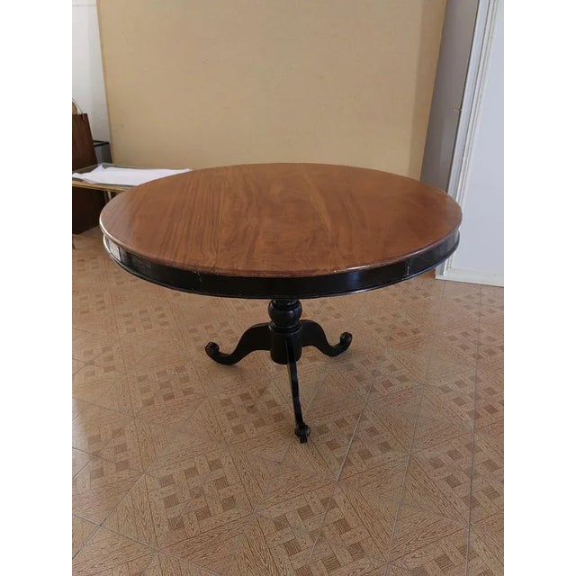 Brown Late 19th Century Round Table in Mahogany For Sale - Image 8 of 8