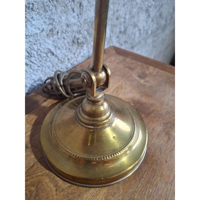Art Nouveau Belle Époque Desk Lamp in Brass with Articulated Arm, 1890s For Sale - Image 4 of 10