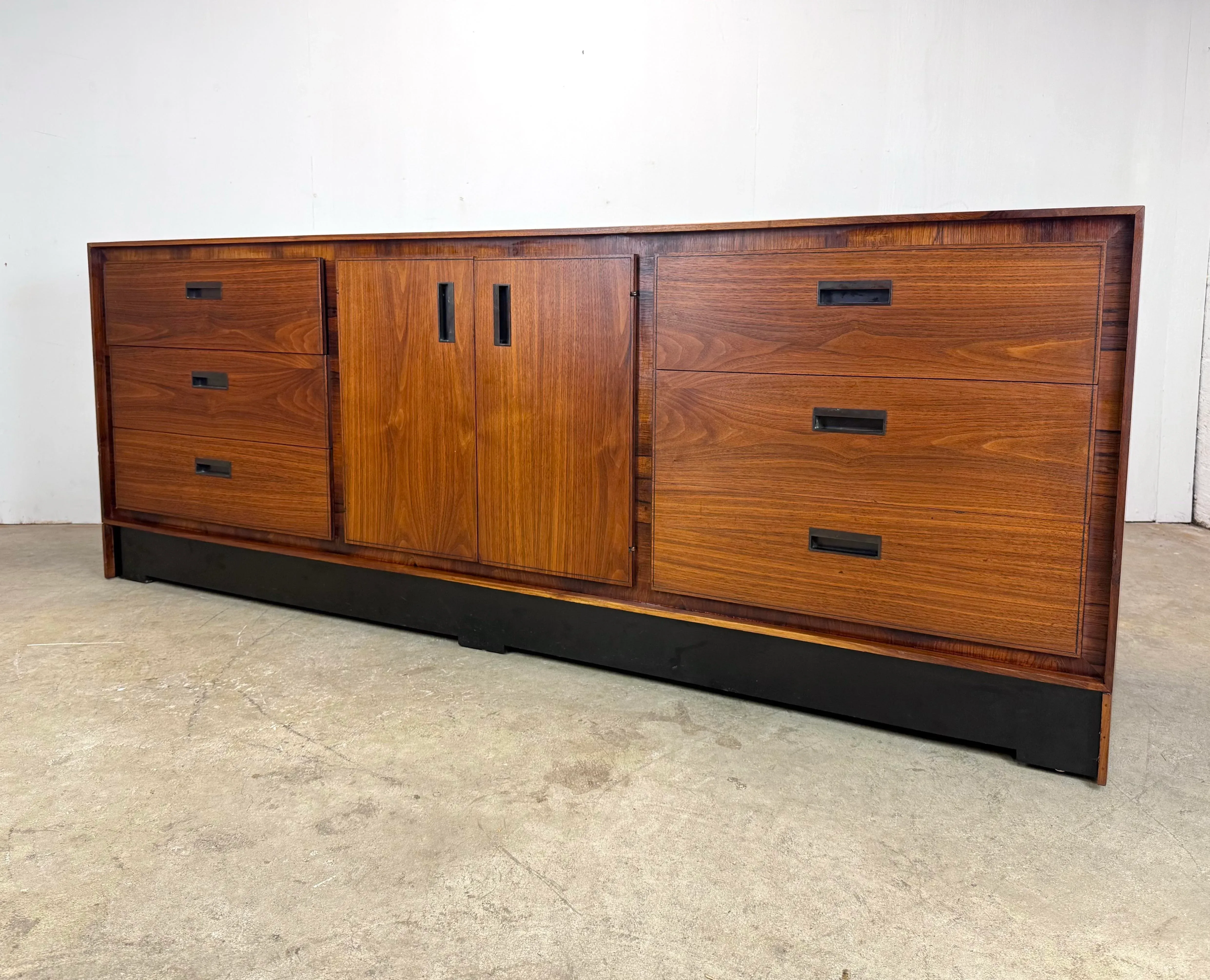brown mid century dresser Lola Mid Century Modern Walnut Dresser with 6 Drawers – Luna Furniture