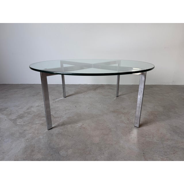 1970s Mid-Century Modern Knoll Barcelona-Style Chrome X-Base Round Glass Coffee Table For Sale - Image 9 of 12