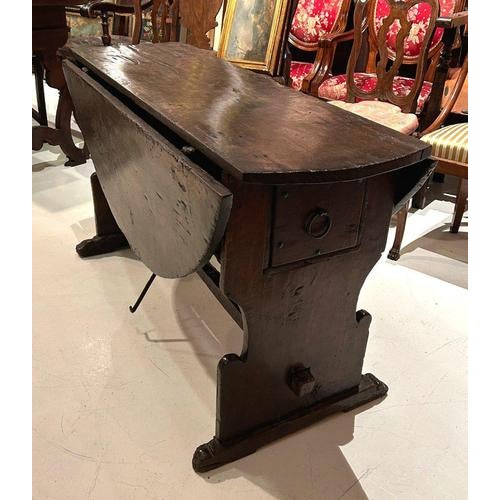 Antique Umbrian Walnut Drop-Leaf Table, 1500s For Sale - Image 3 of 9