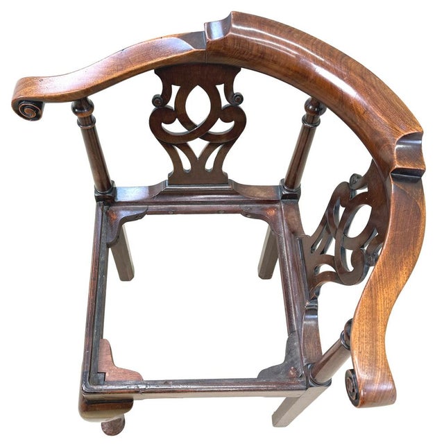 Antique Georgian Walnut Corner Armchair, 1750 For Sale - Image 12 of 17
