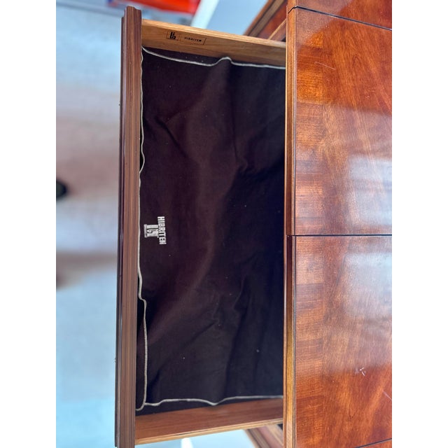 American 1970s Vintage Bernhardt Hibriten Expandable Pecan & Oak Flip-Top Server For Sale - Image 3 of 9