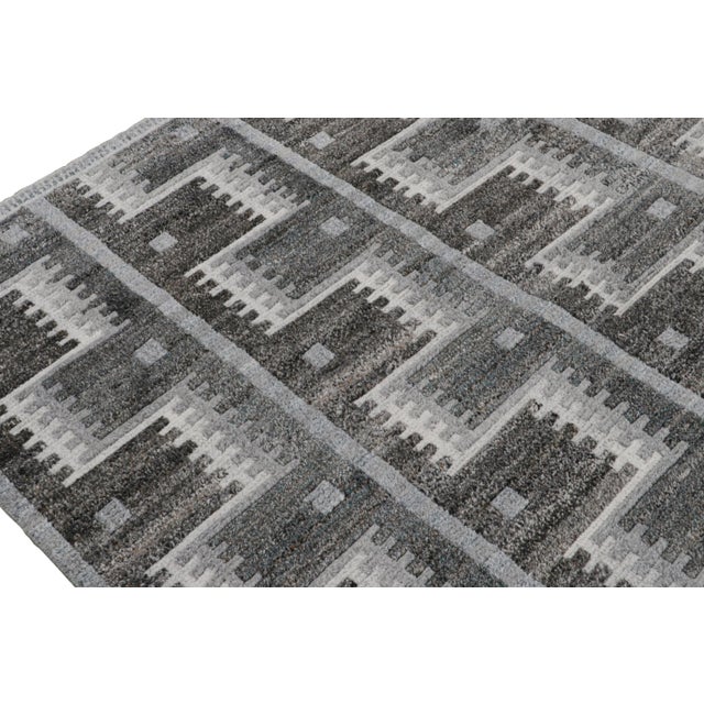 Contemporary Rug & Kilim’s Scandinavian Outdoor Rug With Gray Geometric Patterns - 5'x8' For Sale - Image 3 of 7