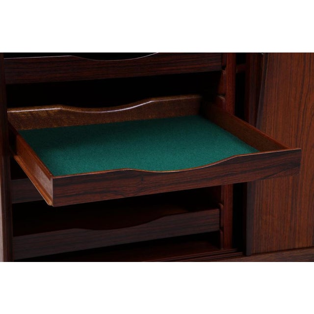 Mid-Century Model 19 Highboard in Rosewood from Omann Jun, 1960s For Sale - Image 11 of 18