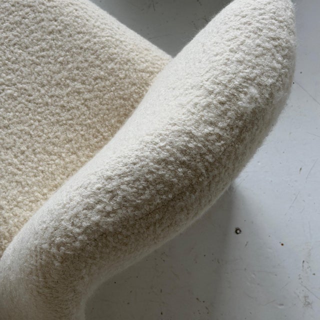 White 1970s Alky Chairs Attributed to Giancarlo Piretti for Artifort For Sale - Image 8 of 8