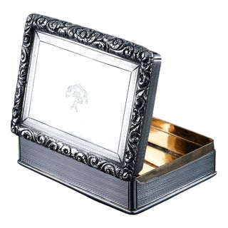 Large Antique Georgian Silver Table Snuff Box with Floral Chased Border from Joseph Willmore, 1832 For Sale