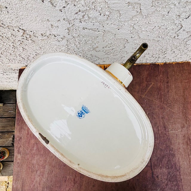 Antique White Antique English Staffordshire Scotch Whisky Ceramic Barrel, Circa 1900 For Sale - Image 8 of 14