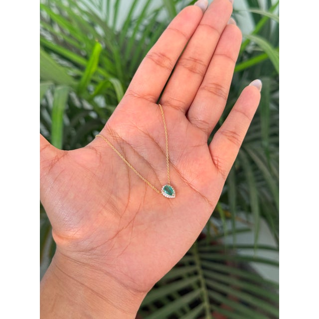 Pear-Shaped Natural Emerald & Diamond Halo Pendant Necklace in 18k Yellow Gold For Sale In New York - Image 6 of 16