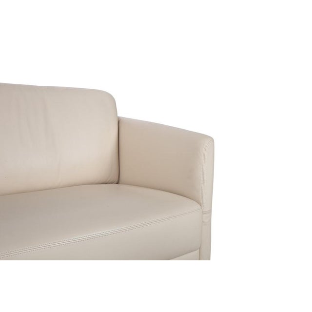 Cream Cream Leather Nimbus Three-Seater Sofa with Manual Function from Intertime For Sale - Image 8 of 18