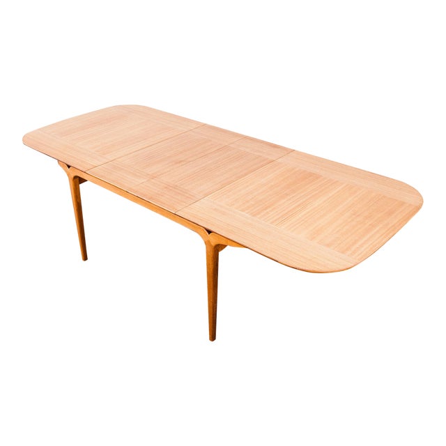 Restored 1950s Mahogany Dining Table With Two Leaves Attributed to Brown Saltman For Sale