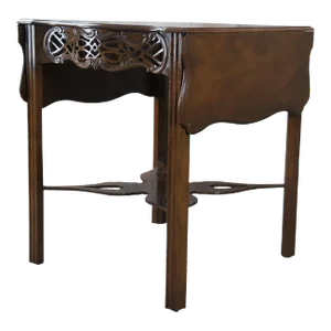 1970s Baker Historic Charleston Georgian Mahogany Pembroke Drop Leaf Side Accent Table