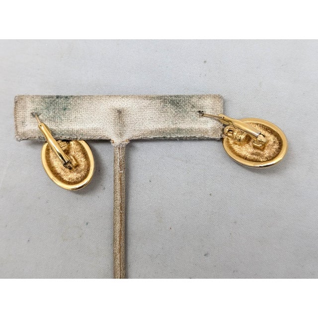 Mid-Century Modern Vintage 1980s Signed Monet Oval Goldtone Checkered Pierced Drop Earrings-2 Pieces For Sale - Image 3 of 5