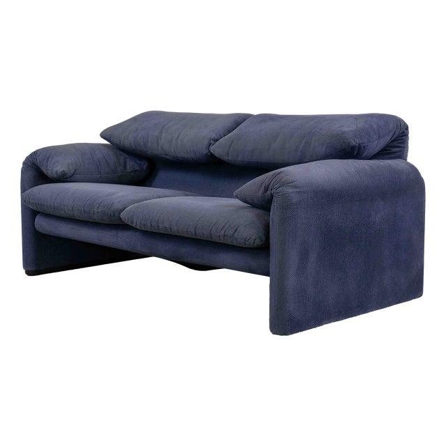 Maralunga 2-Seater Sofa by Vico Magistretti for Cassina, 2000s For Sale