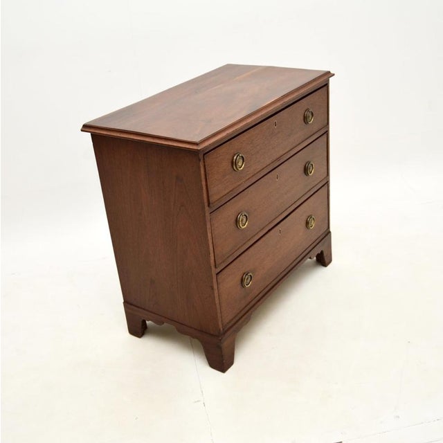 Georgian Chest of Drawers, 1790s For Sale - Image 4 of 10